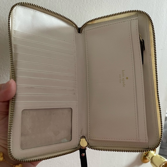 Kate Spade Wallet - Picture 3 of 3